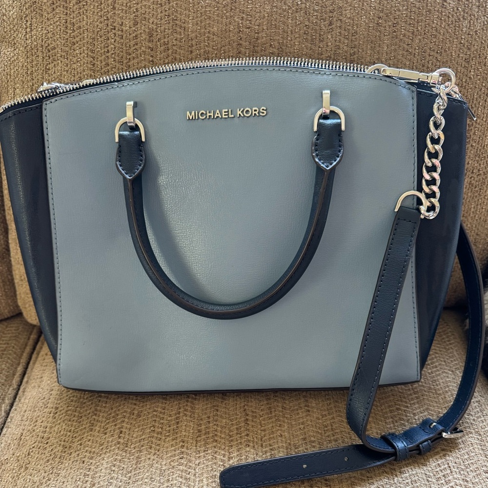 Michael Kors Shoulder Bag